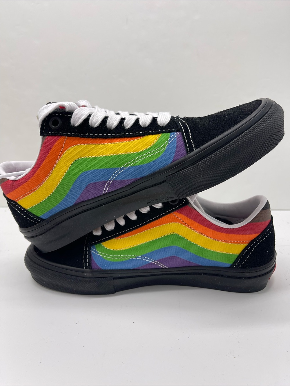 Vans WMNS Skate Old Skool Pride Multi
VN0A5FCBBMB Sneakers - Picture 14 of 16